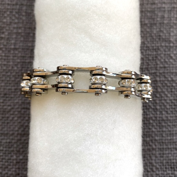 Heavy Metal Bike Chain Bracelet - Picture 1 of 3